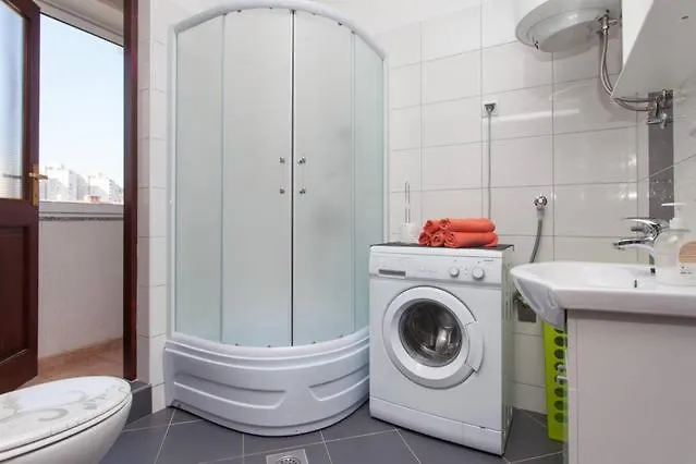 Διαμέρισμα Large Specious *