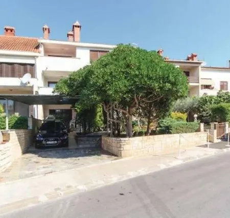 Large Specious Apartment *